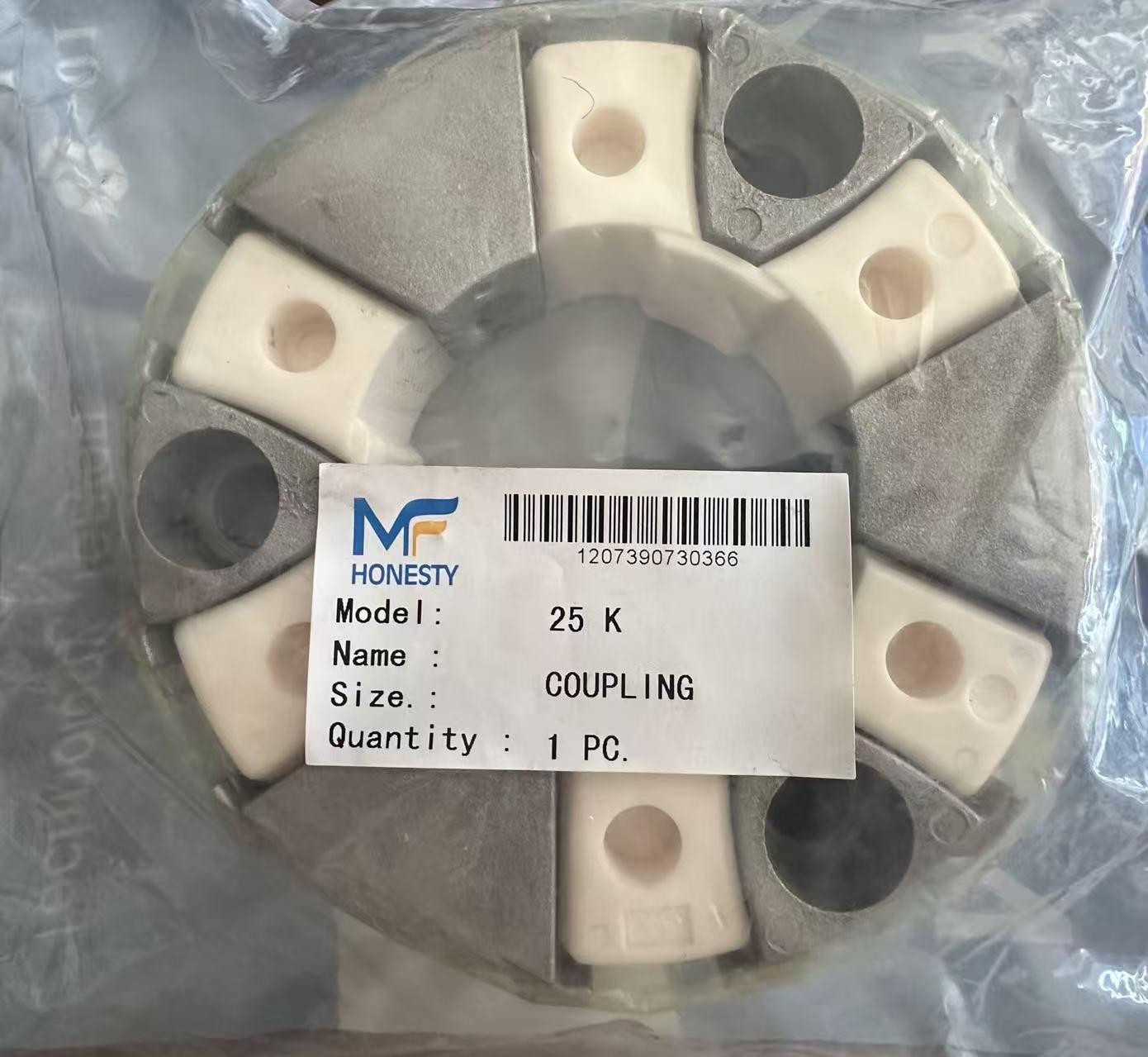 Model 25K excavator engine hydraulic pump coupling suitable for R60-9