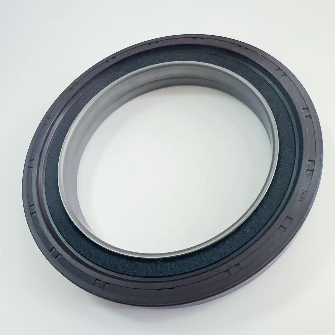 BZ5241-E0 CSK 81.6*114*15 FA20 NOK Original Imported Excavator Engine Crankshaft Front Oil Seal/Crankshaft Rear Oil Seal, High-Pressure, High-Temperature Resistant Skeleton Oil Seal